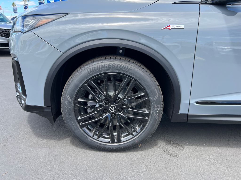 2026 Acura MDX SH-AWD A-Spec Advance photo 5