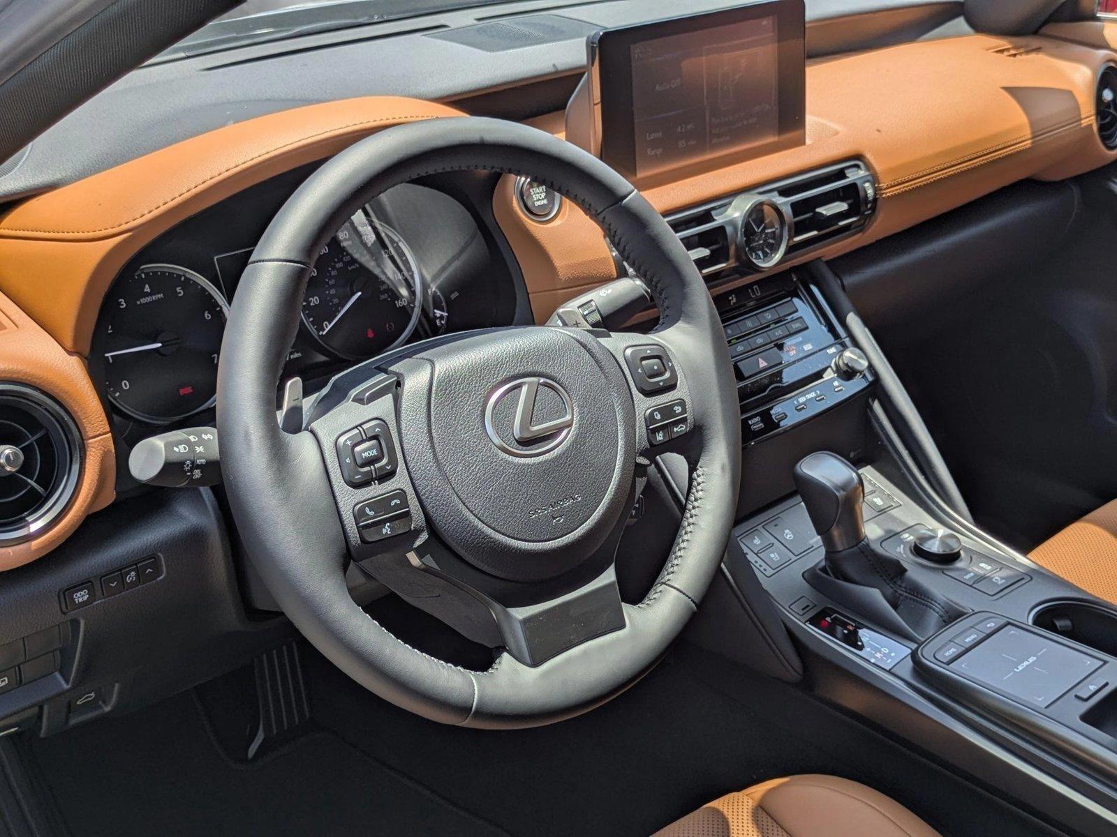 2025 Lexus IS 300 photo 3
