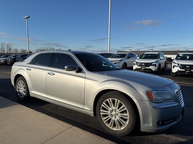 2012 Chrysler 300 C's photo