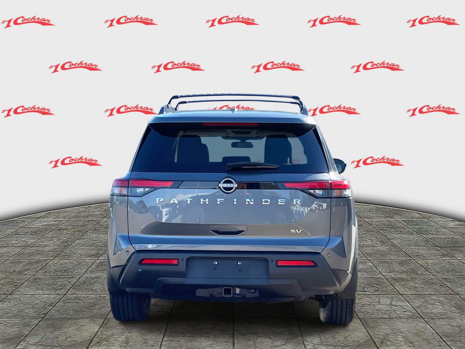 2022 Nissan Pathfinder SV photo 4