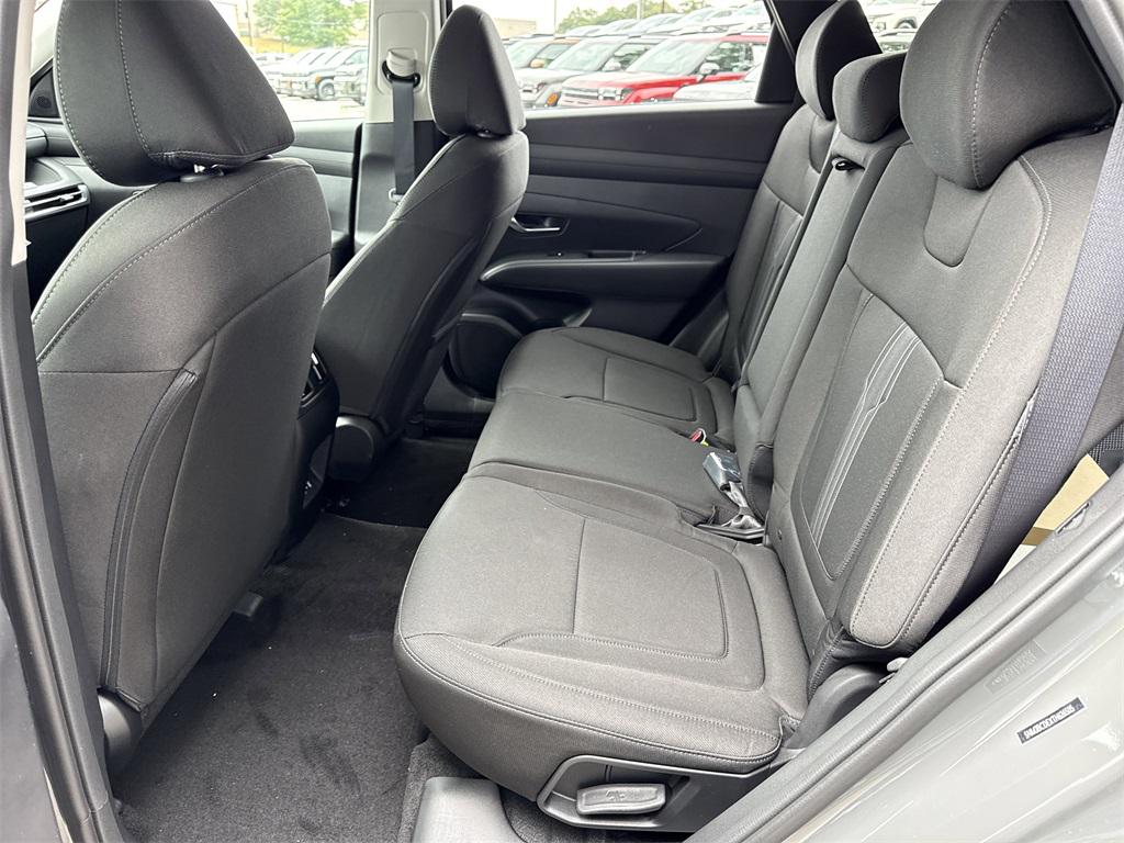 2026 Hyundai Tucson SEL photo 10