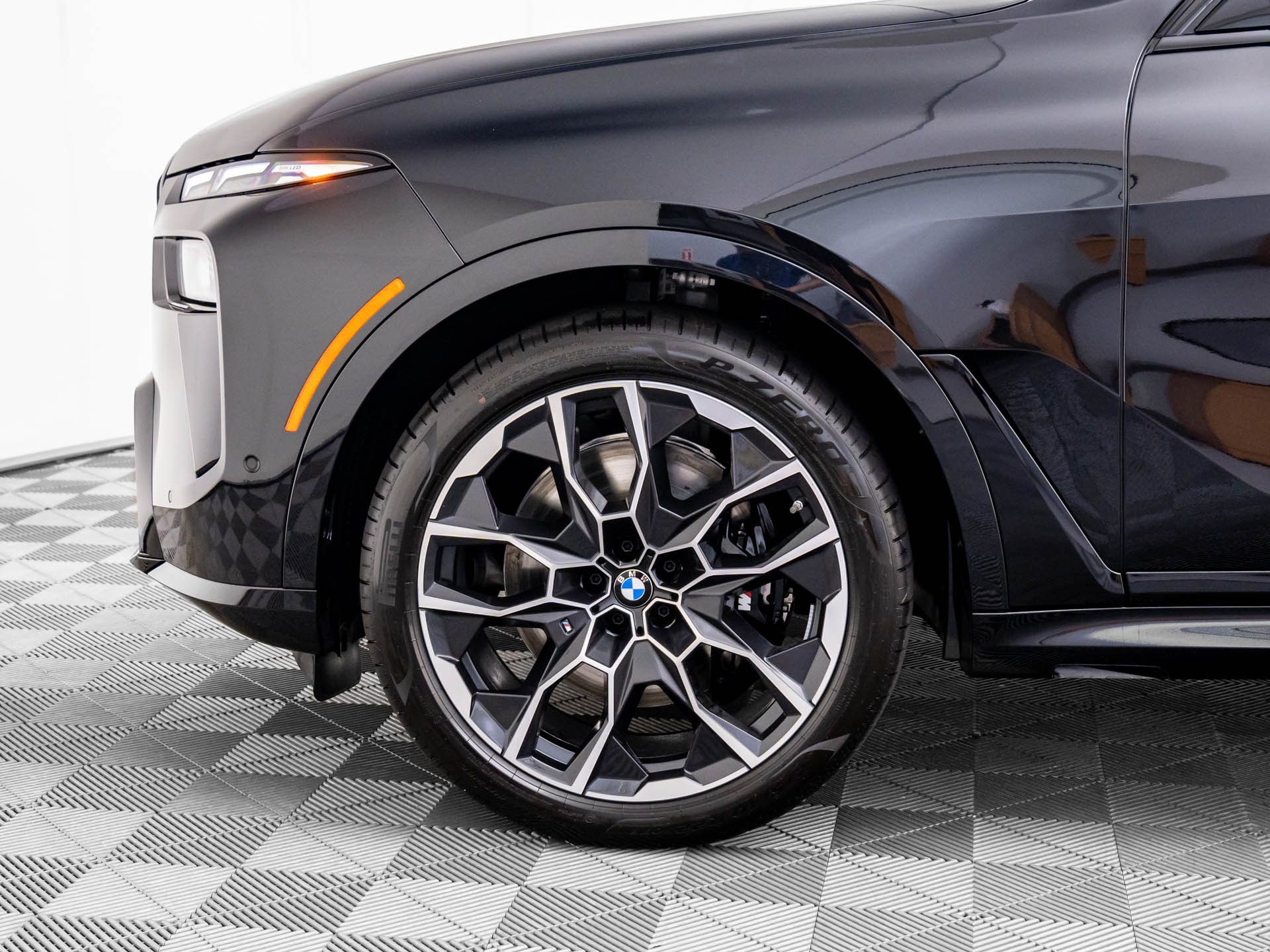 2026 Bmw X7 M60i photo 28