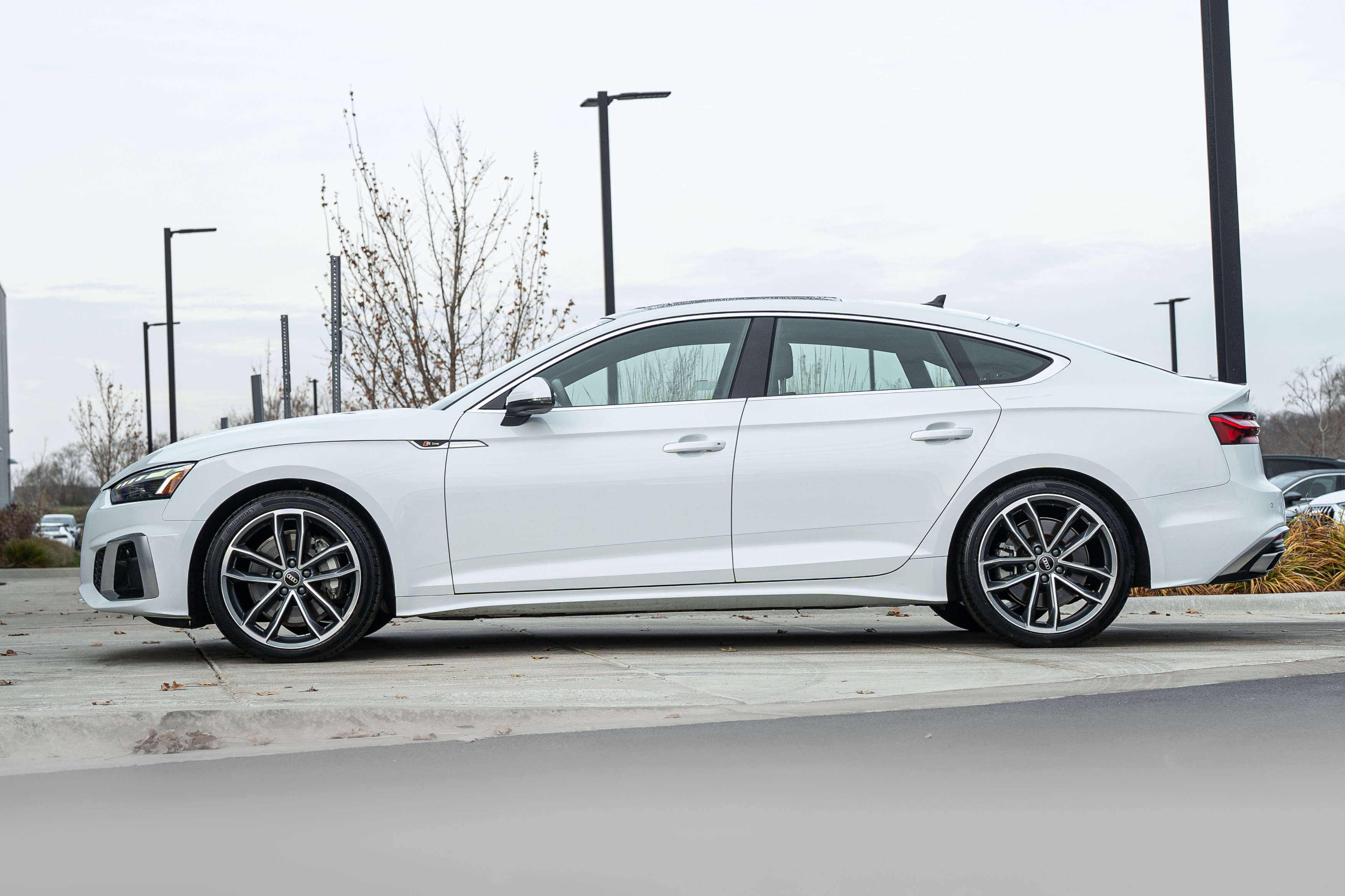 2023 Audi A5 S line Quattro Premium Plus photo 4