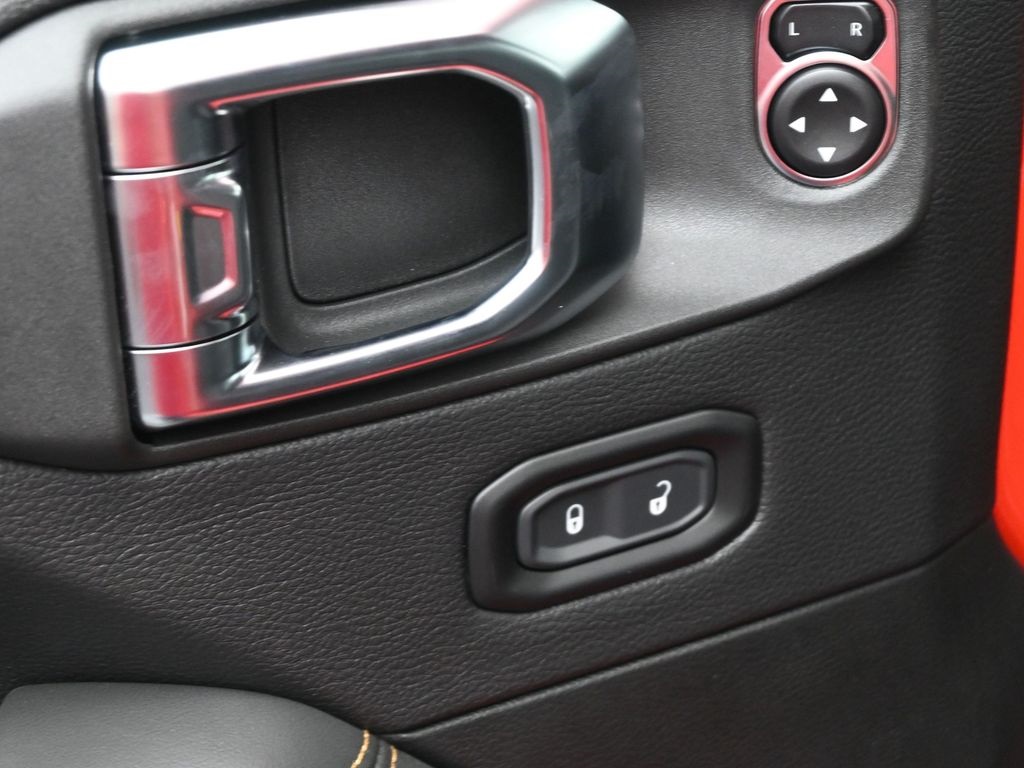 2025 Jeep Gladiator Sport photo 18