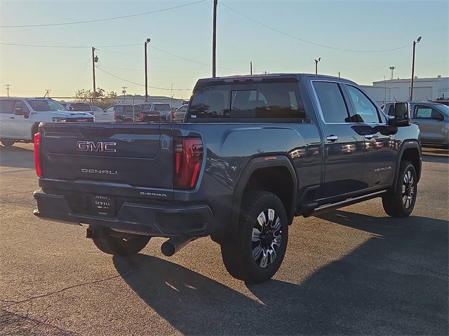 2026 Gmc Sierra HD Denali photo 4
