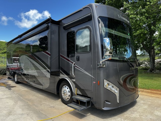 2018 Thor Motor Coach Venetian 
