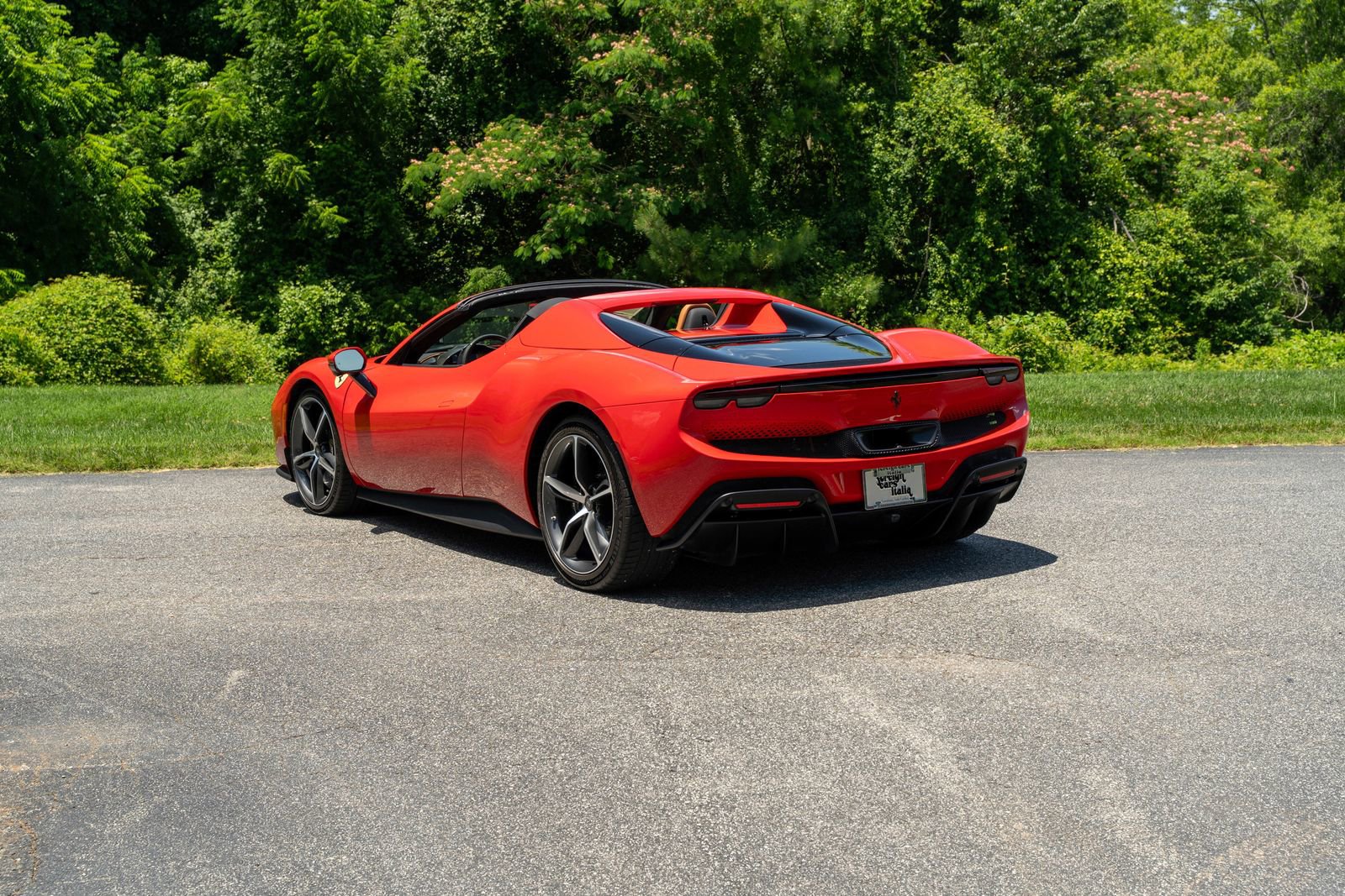 2024 Ferrari 296 GTS Base photo 2