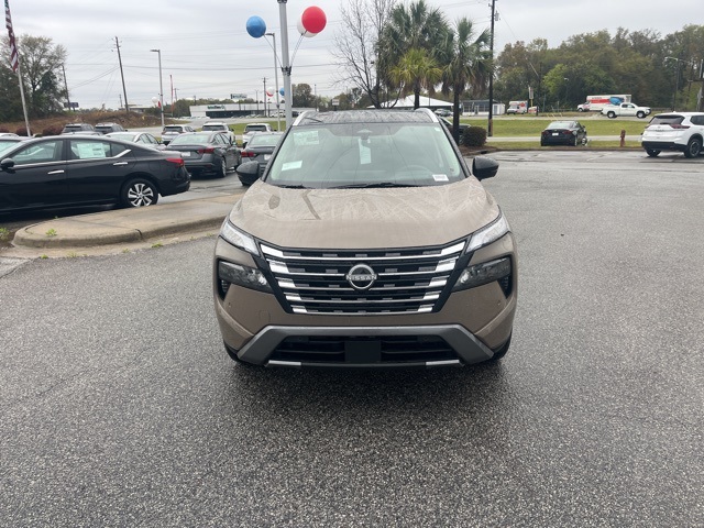 2025 Nissan Rogue SL photo 2