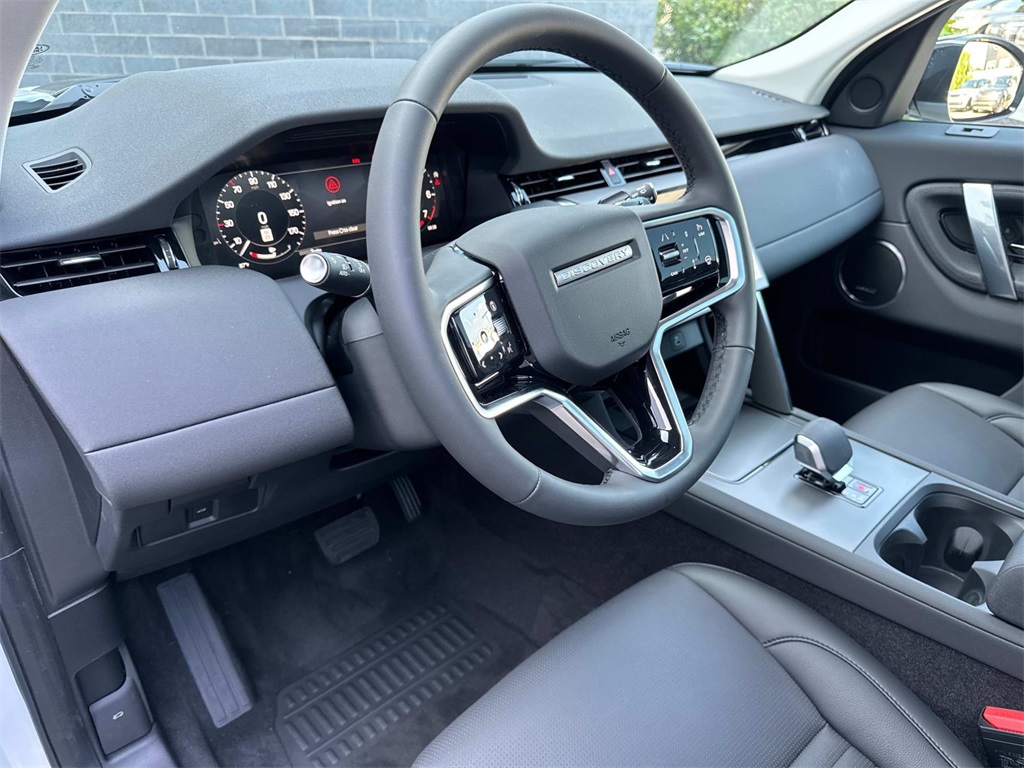 2025 Land Rover Discovery Sport S photo 20
