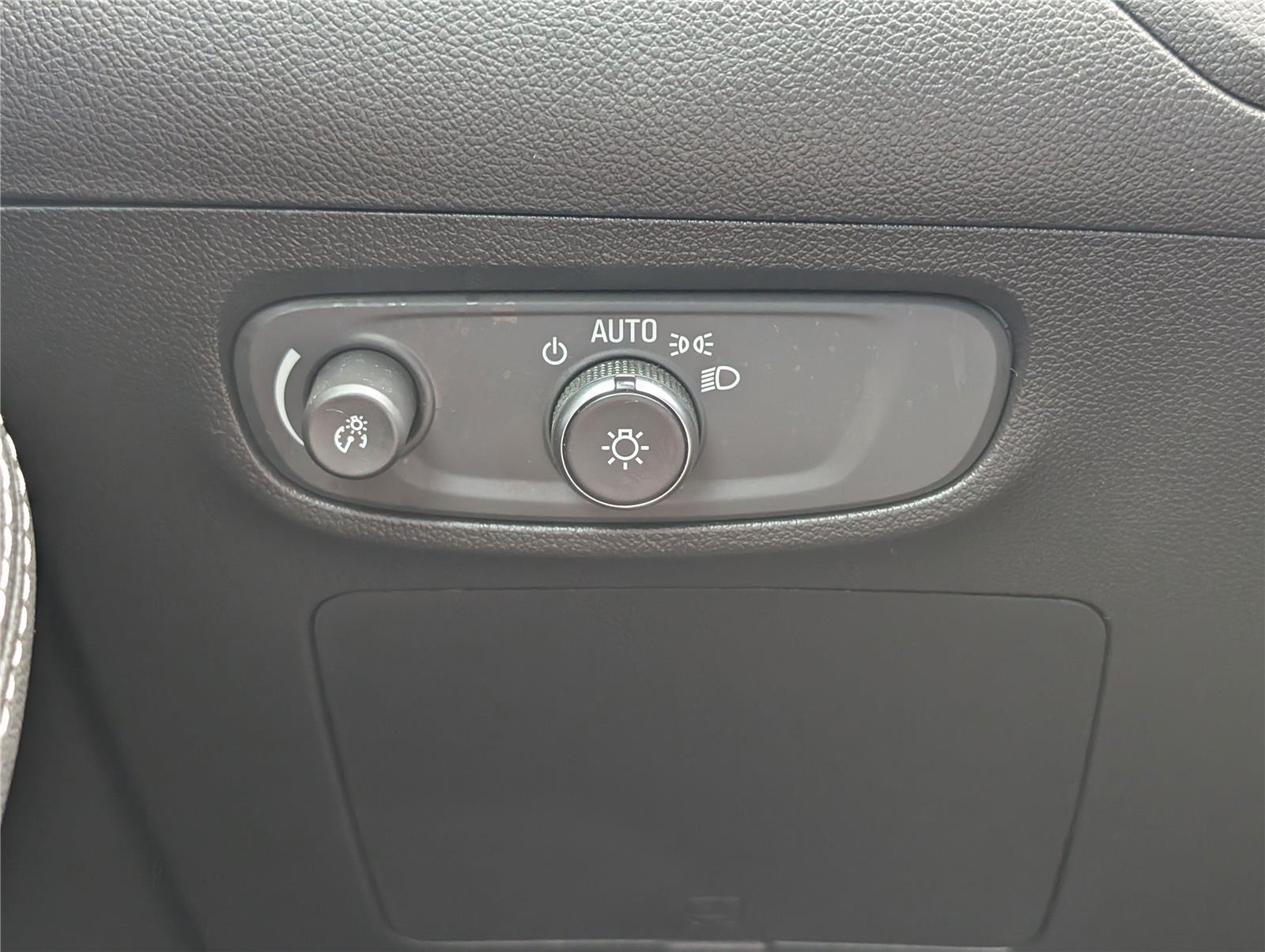 2024 Buick Encore GX Sport Touring photo 24