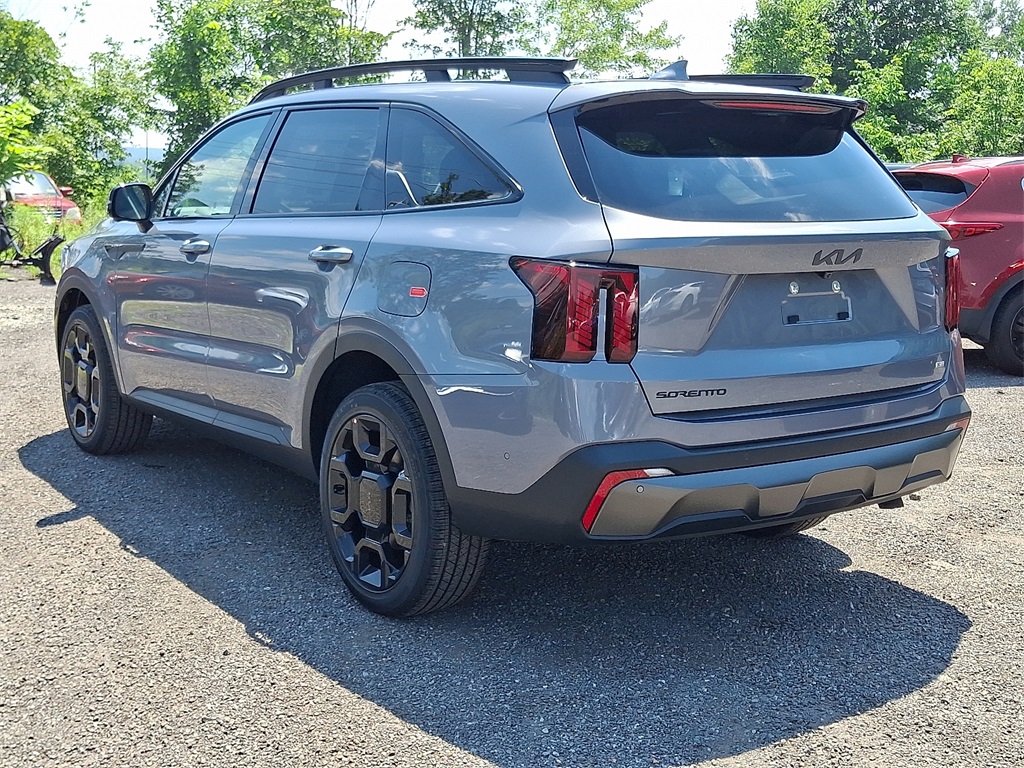 2025 Kia Sorento X-Line SX photo 2