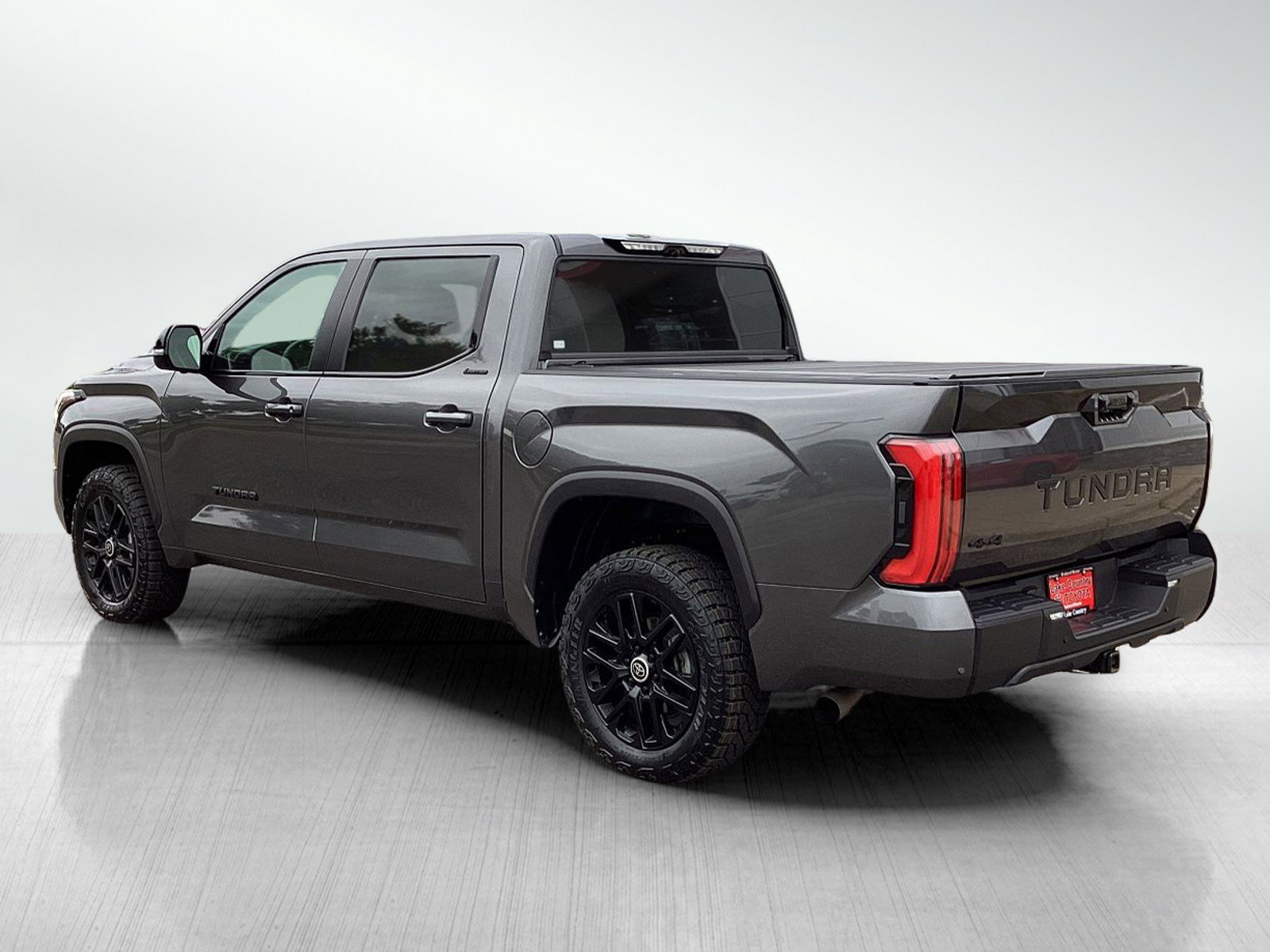 2024 Toyota Tundra Limited photo 3