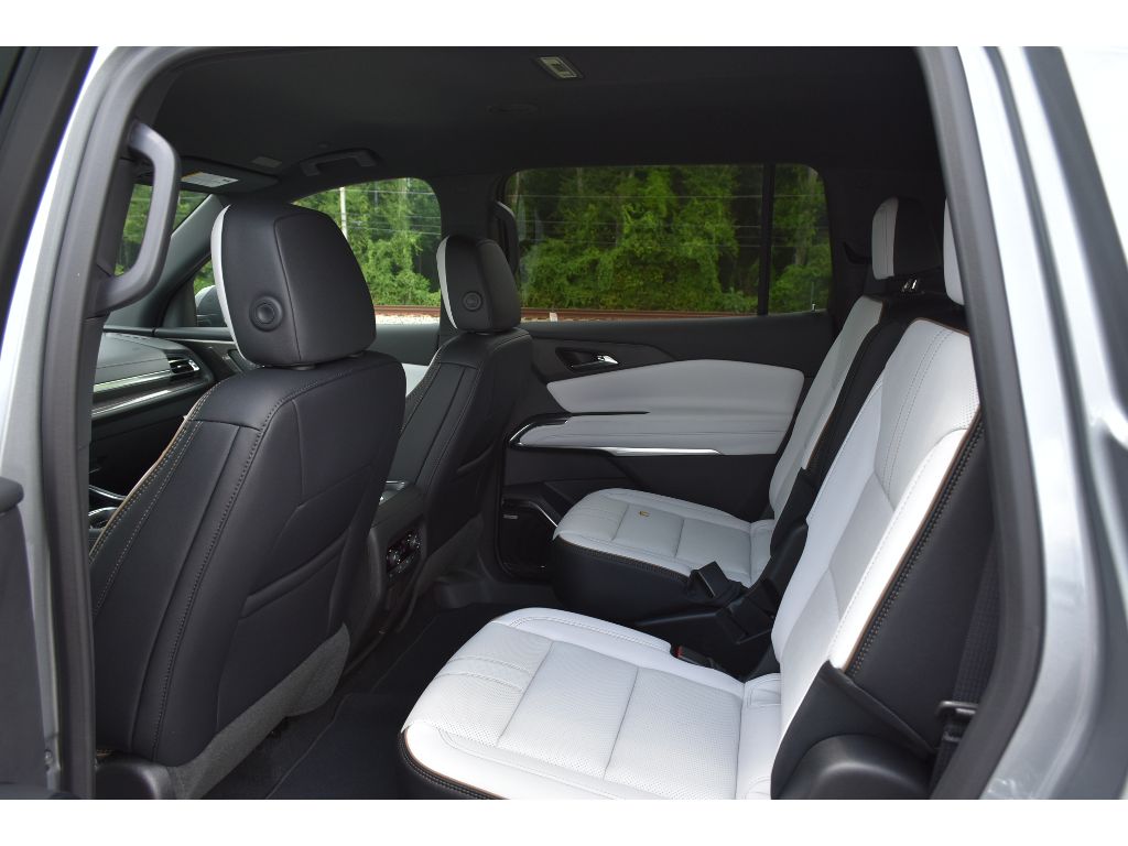 2025 Chevrolet Traverse High Country photo 7