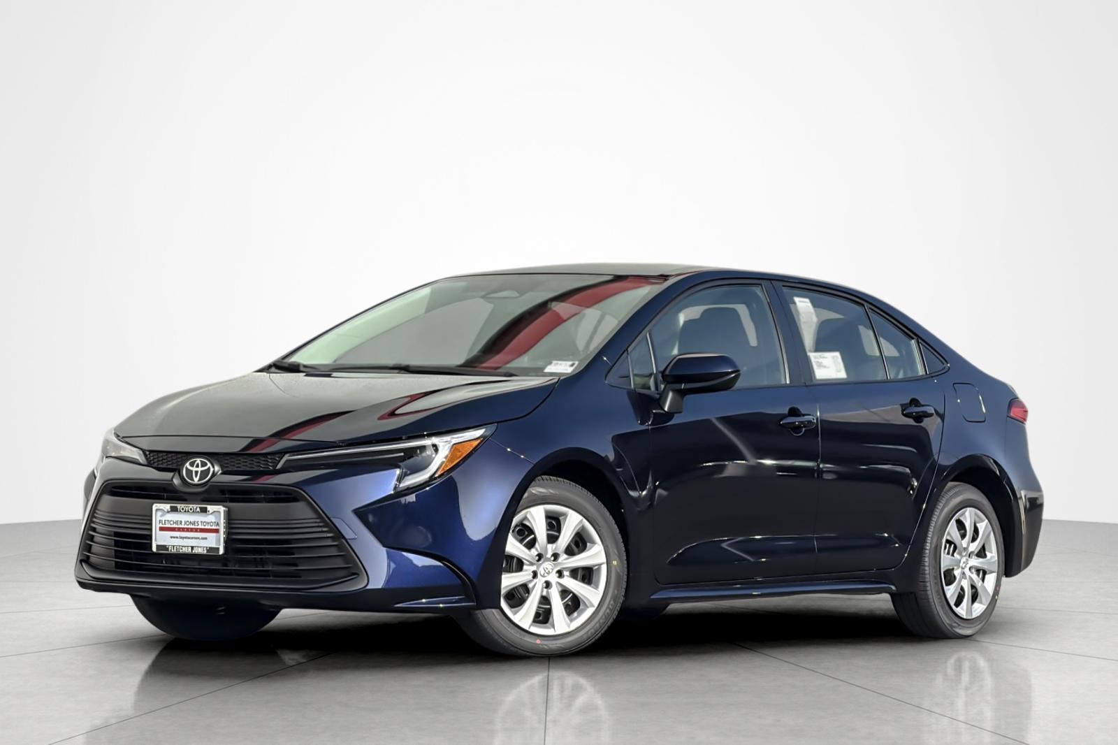 2026 Toyota Corolla LE's photo