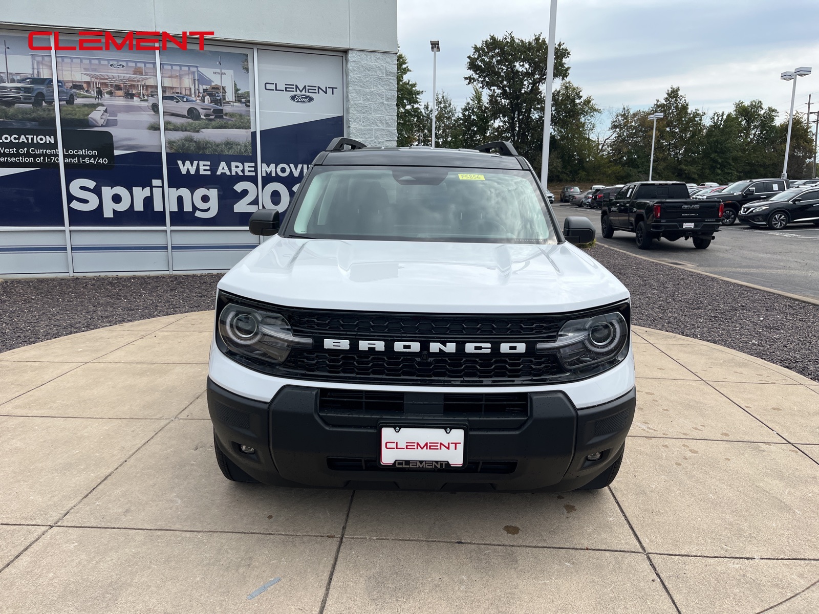 2025 Ford Bronco Sport Outer Banks photo 2