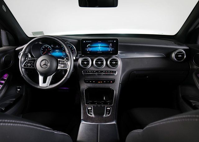 2022 Mercedes Benz GLC 300 4MATIC photo 4