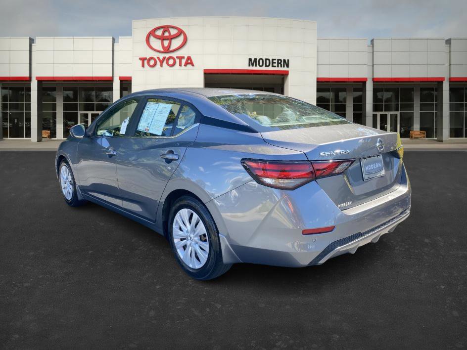 2022 Nissan Sentra S photo 3