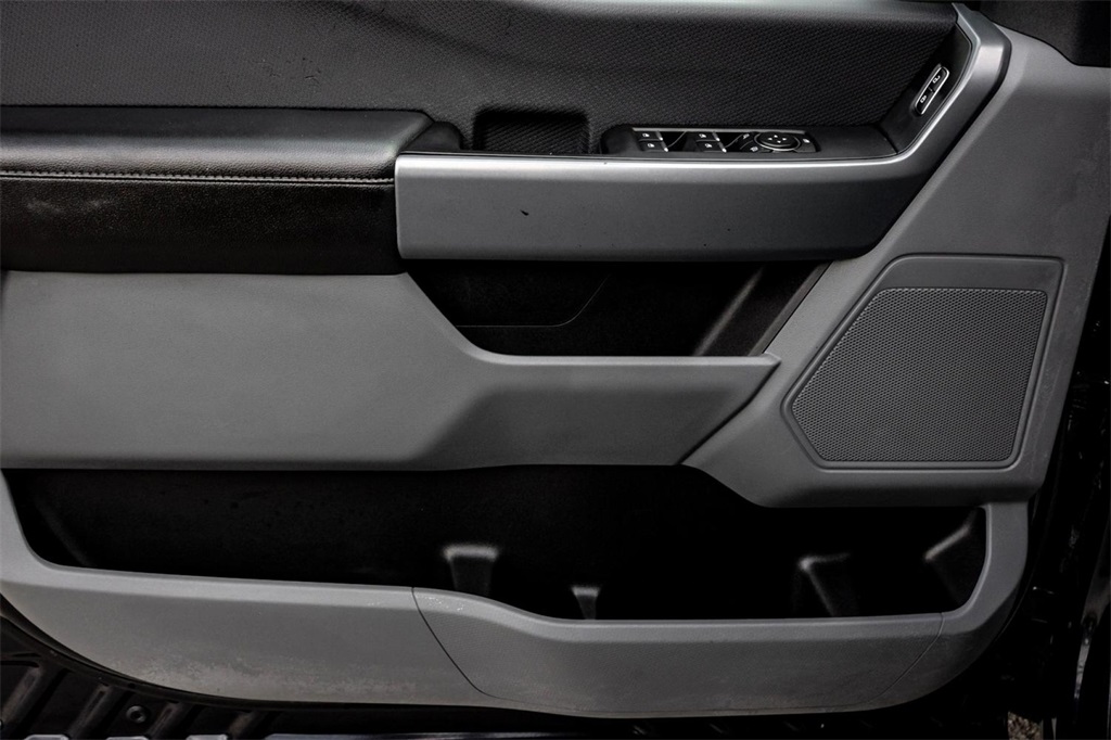 2023 Ford F-150 XLT photo 9