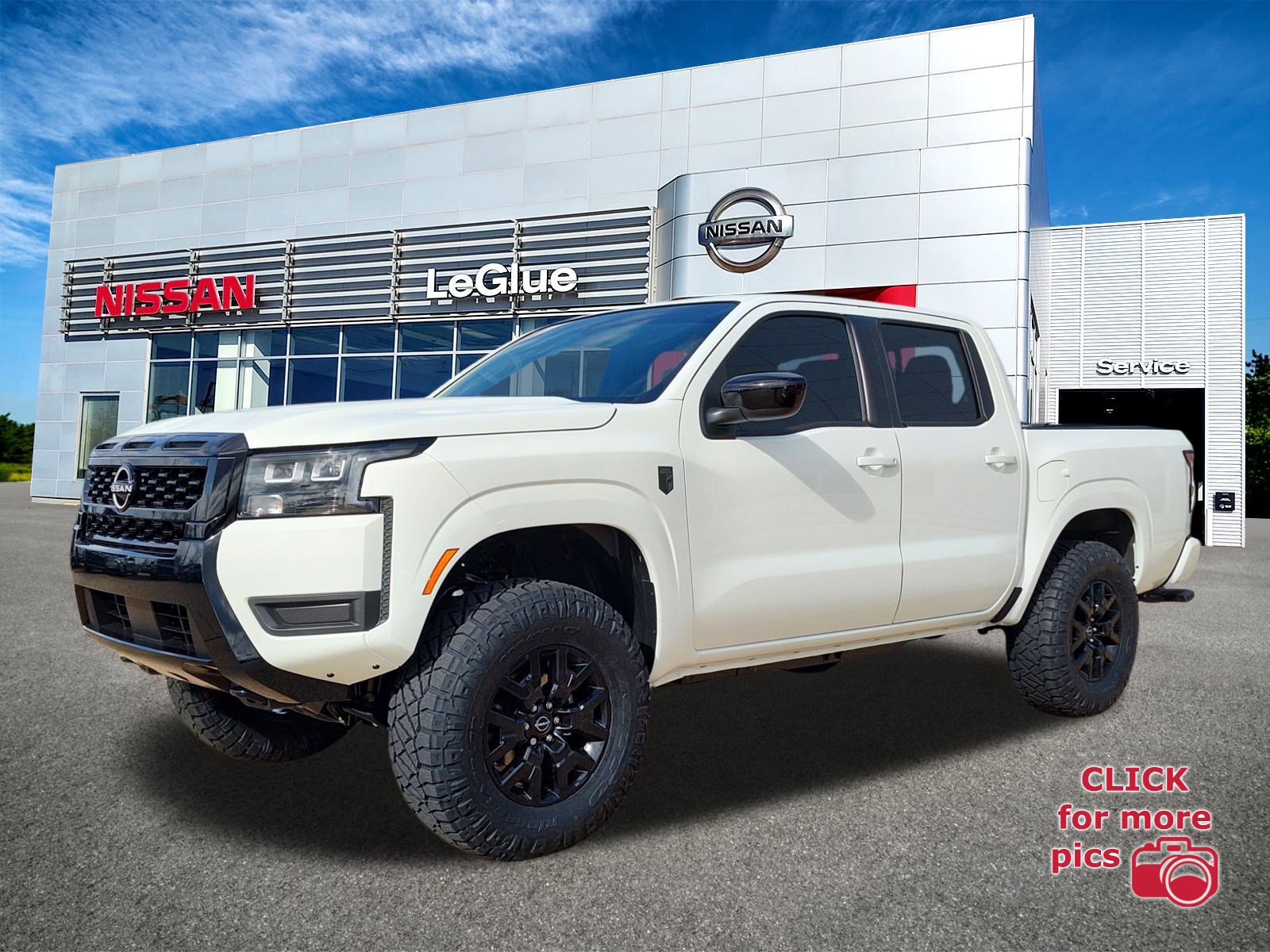 2026 Nissan Frontier SV's photo