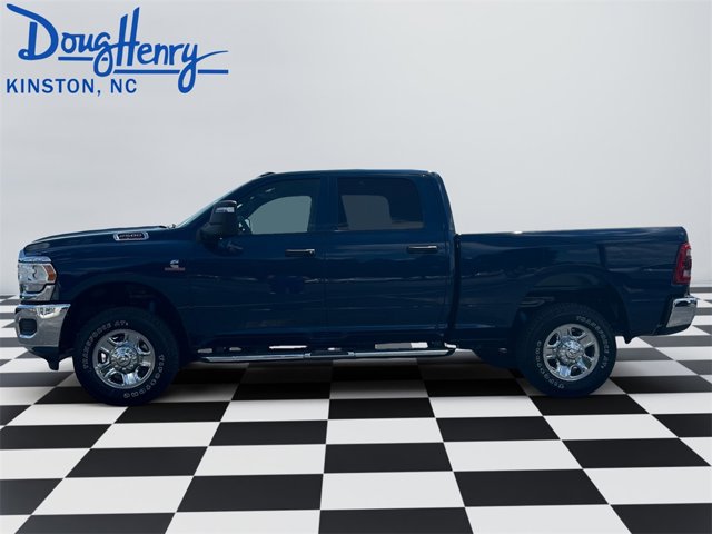 2024 Ram 2500 Tradesman photo 2