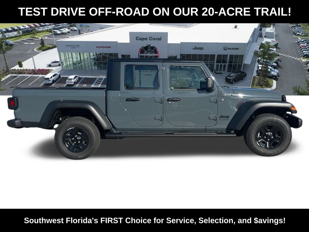 2025 Jeep Gladiator Sport photo 4