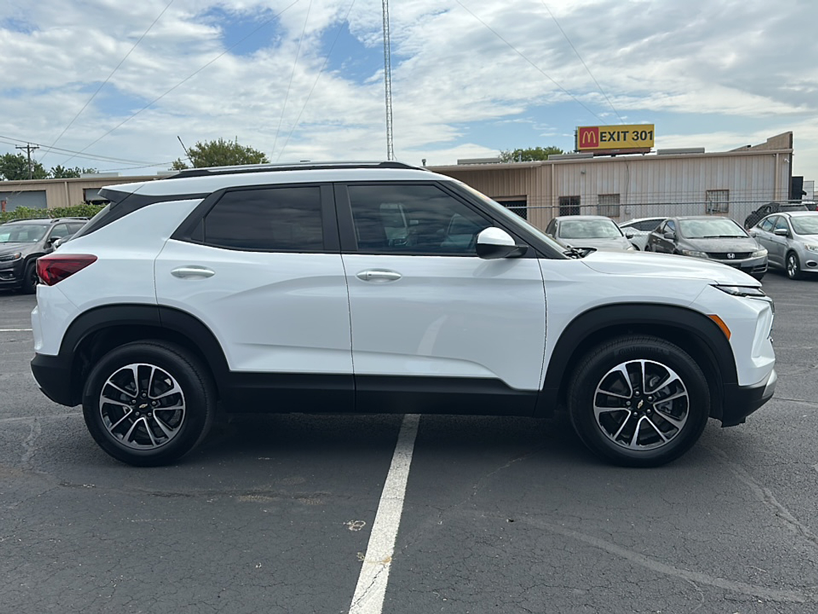 2024 Chevrolet Trailblazer LT photo 6