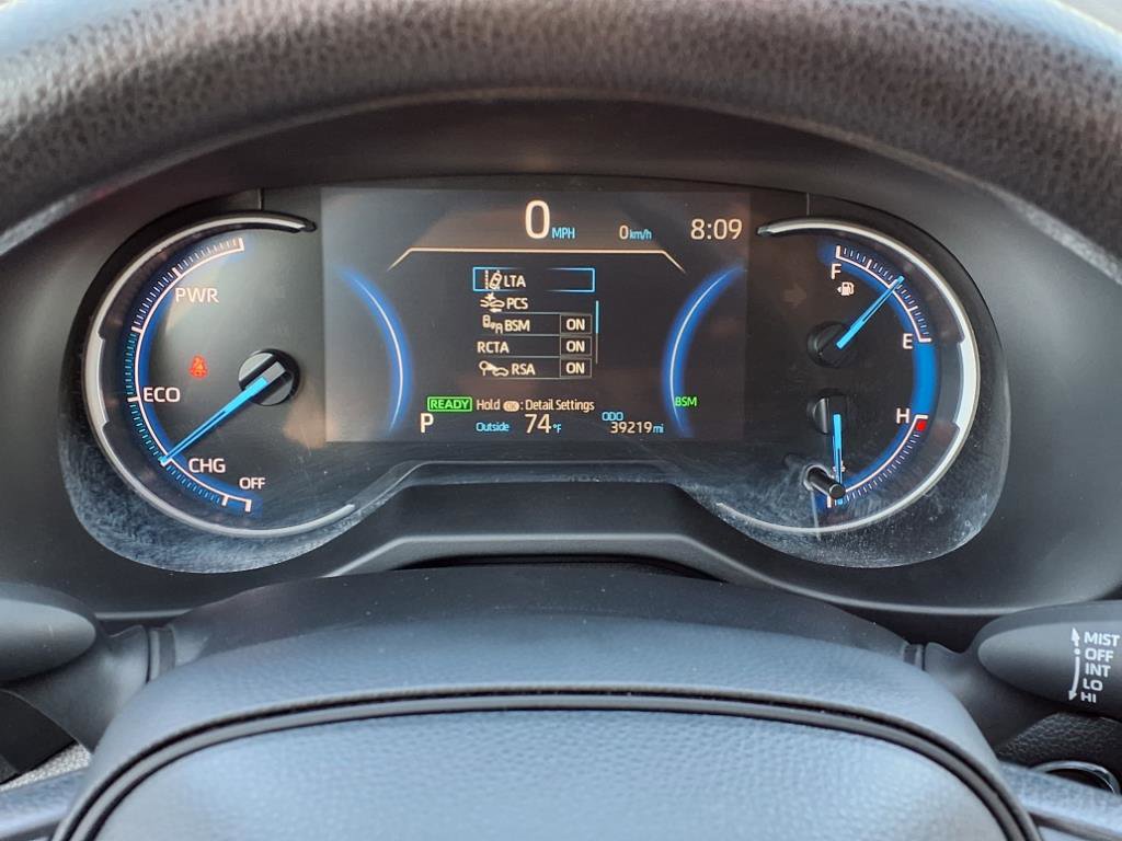 2024 Toyota RAV4 Hybrid XLE photo 11