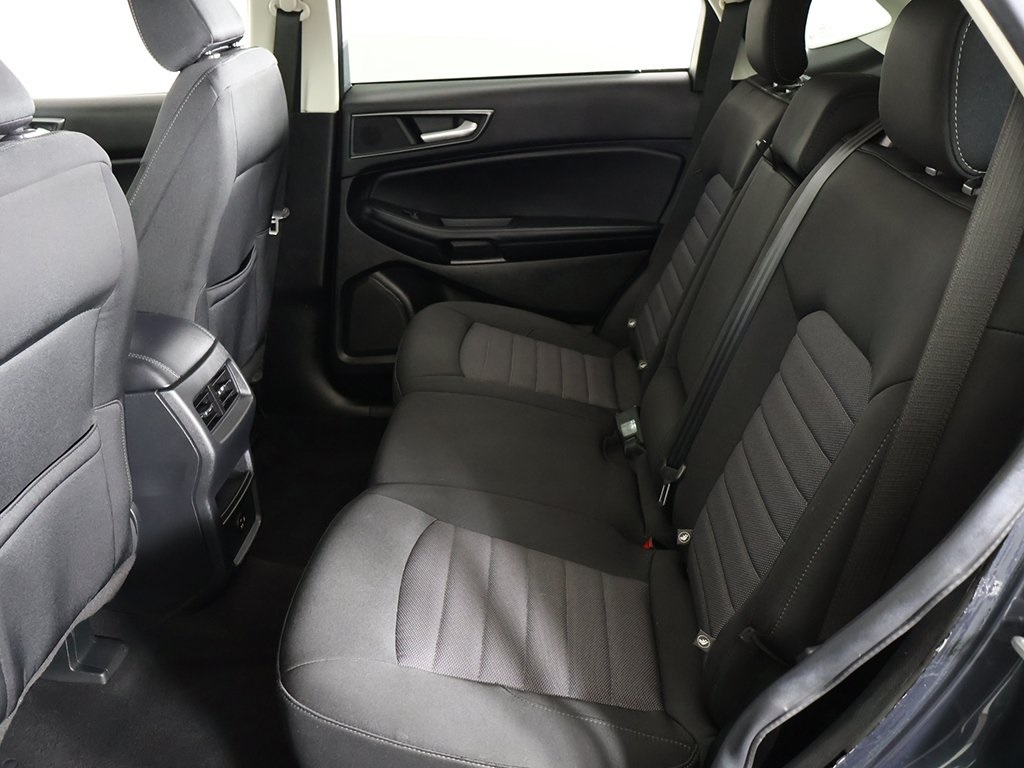 2022 Ford Edge SE photo 29