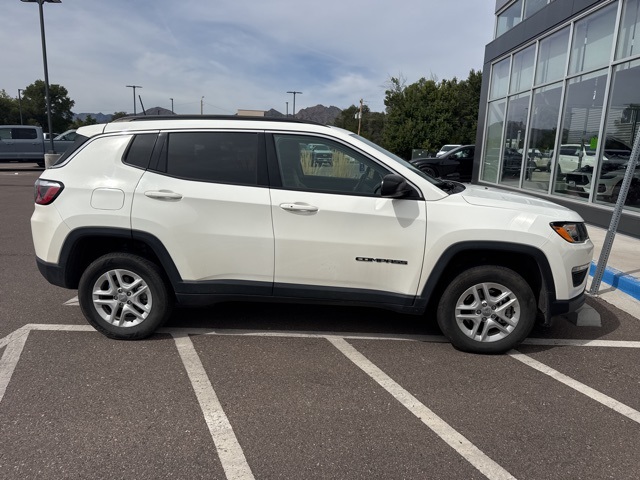2019 Jeep Compass Sport photo 9