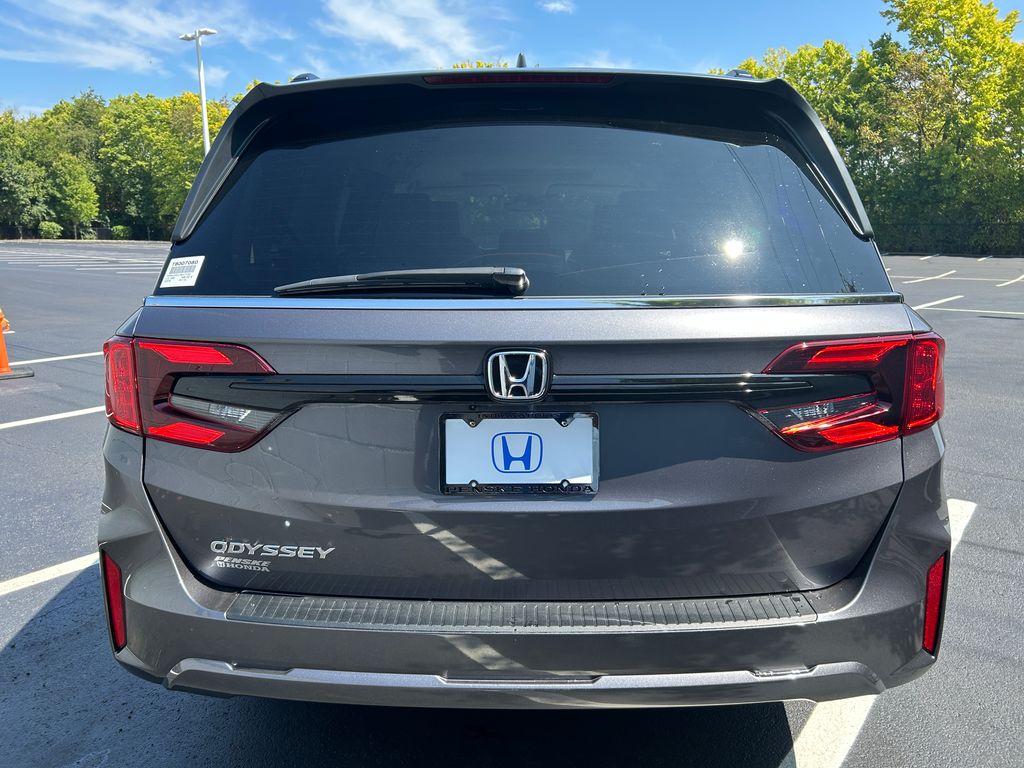 2026 Honda Odyssey EX-L photo 3