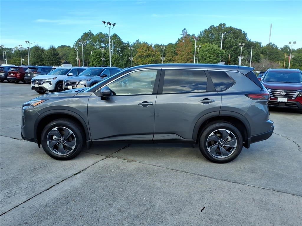 2026 Nissan Rogue SV photo 3