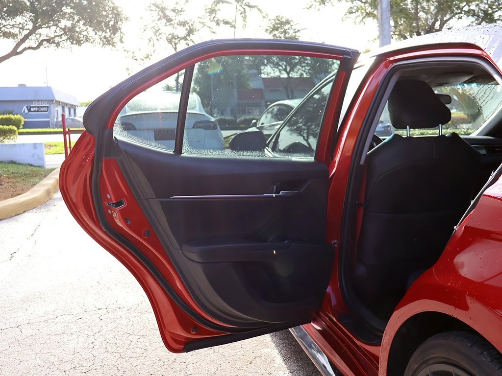 2020 Toyota Camry TRD V6 photo 21