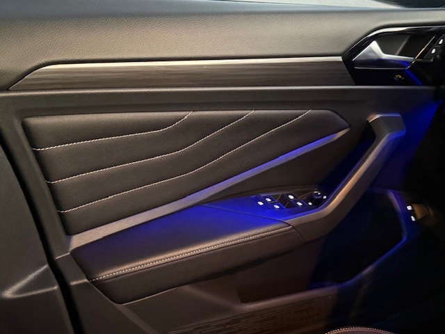 2023 Volkswagen Jetta 1.5T SEL photo 32