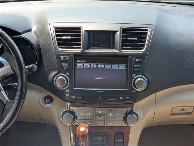 2011 Toyota Highlander Limited photo 13