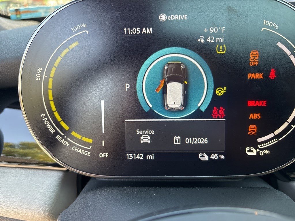 2024 Mini Cooper 2 Door Hardtop SE photo 10