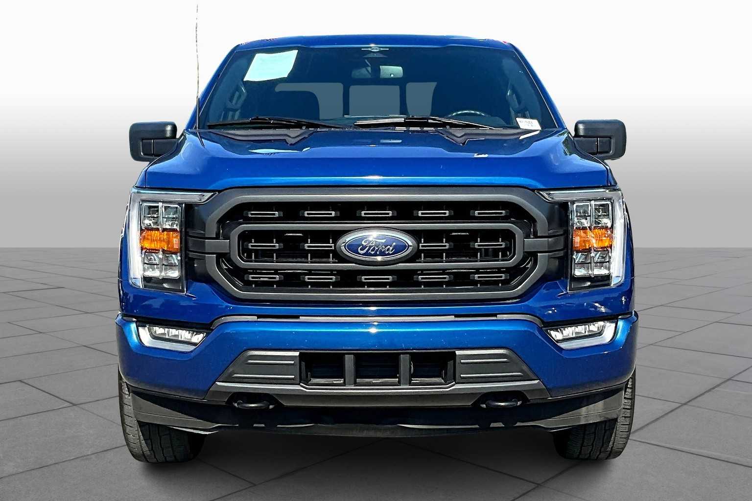 2023 Ford F-150 XLT photo 3
