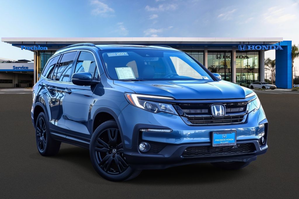 2021 Honda Pilot SE's photo