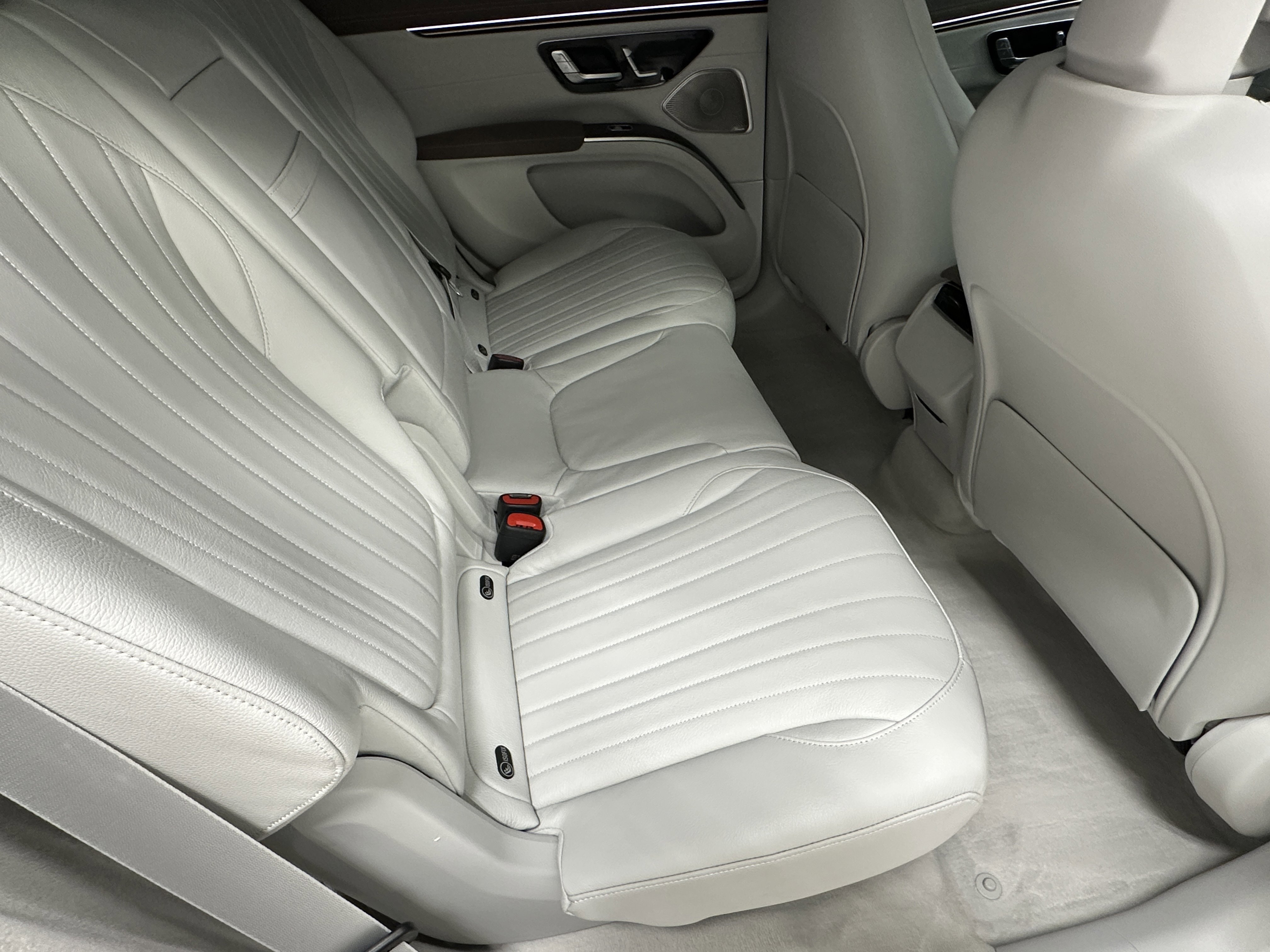 2023 Mercedes Benz EQS SUV 580 4MATIC photo 14
