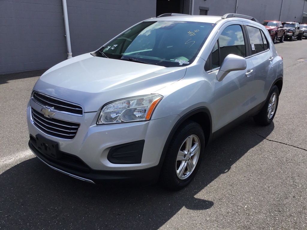 2016 Chevrolet Trax LT photo 3