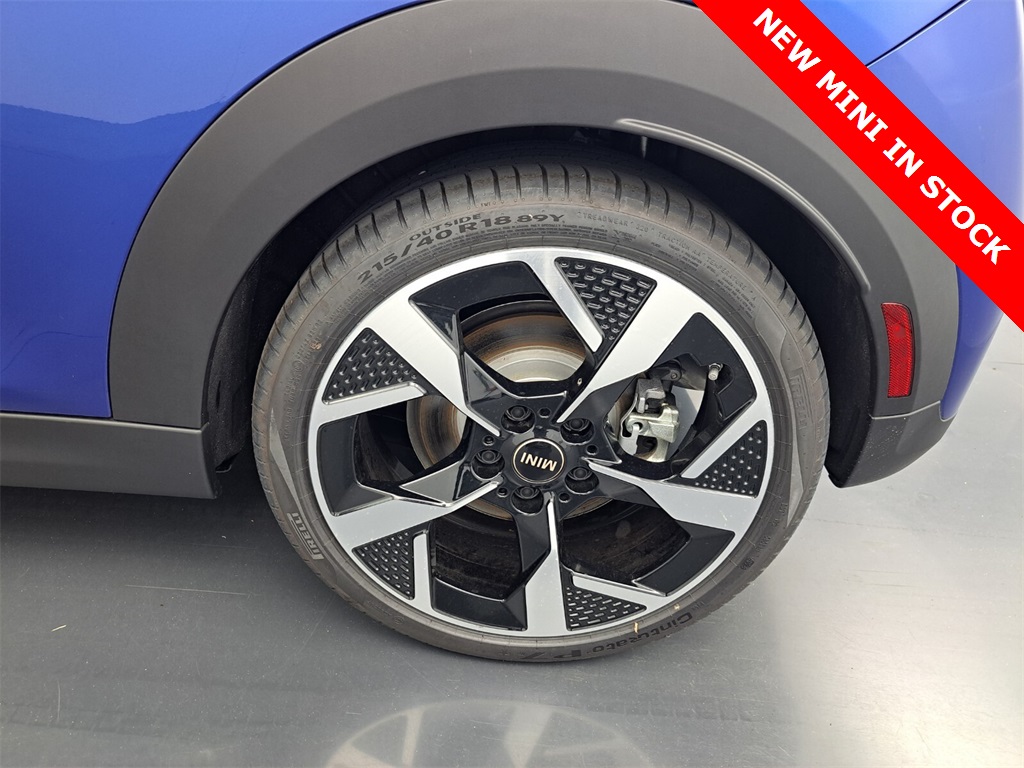 2025 Mini Cooper 2 Door Hardtop Signature photo 12