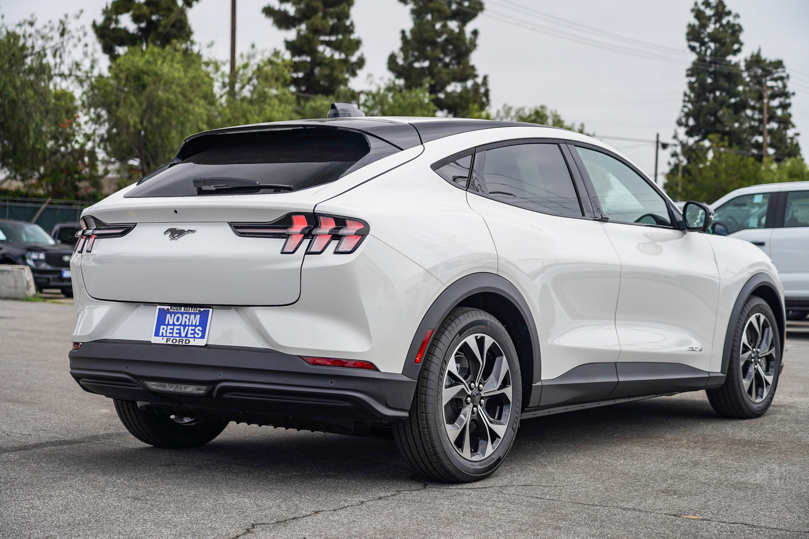 2025 Ford Mustang Mach-E Select