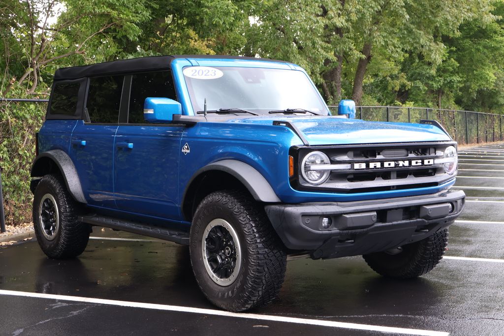 2023 Ford Bronco Outer Banks photo 10