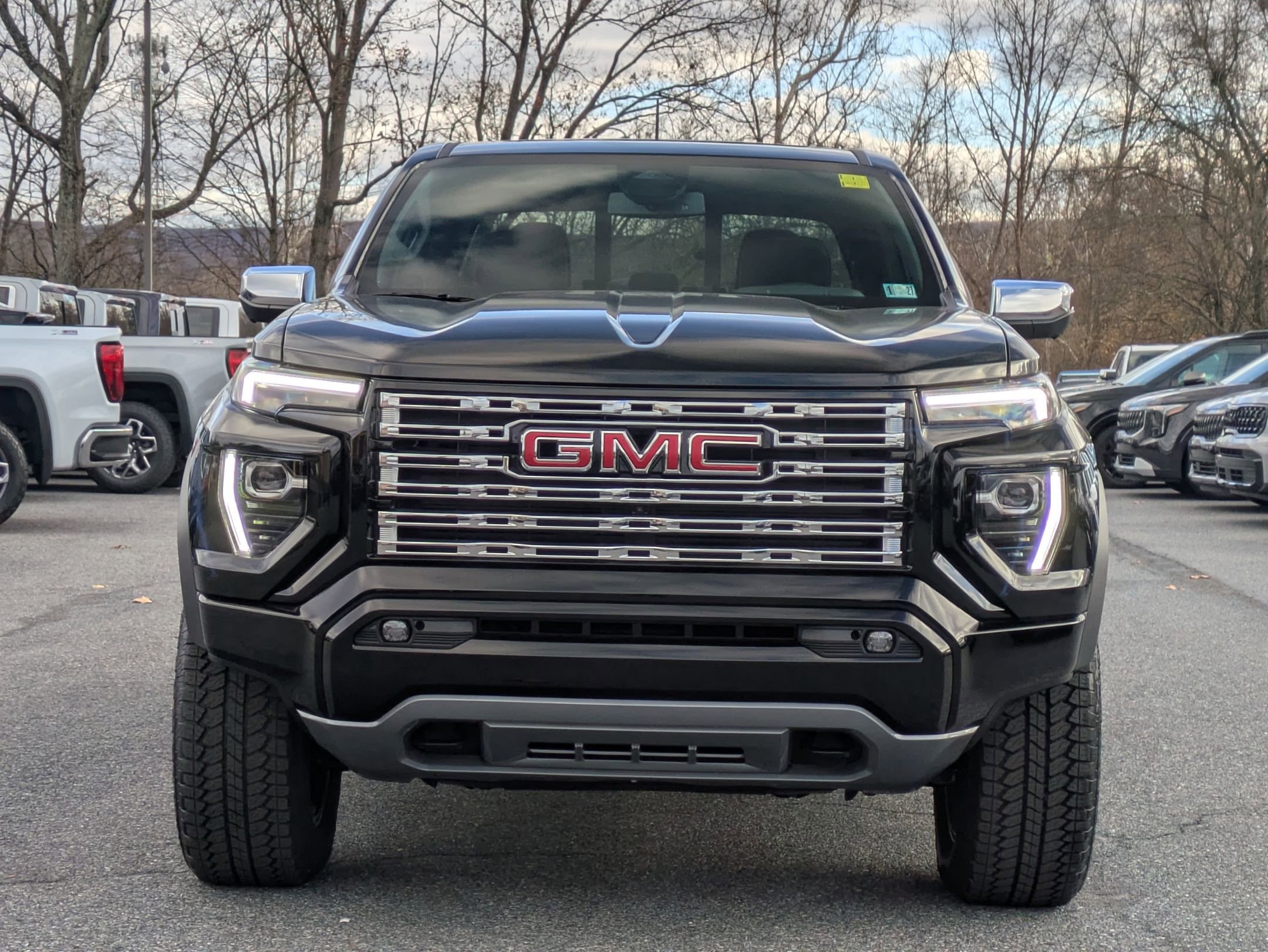 2026 Gmc Canyon Denali photo 2
