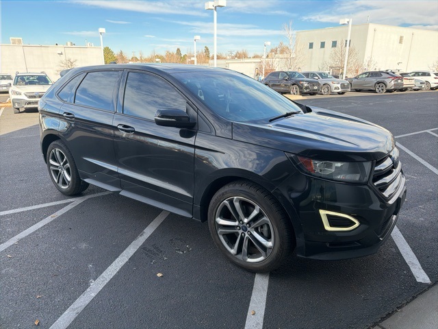 2015 Ford Edge Sport photo 2