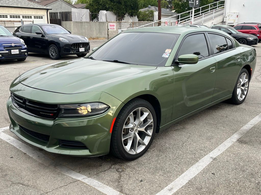 2022 Dodge Charger SXT Plus photo 2