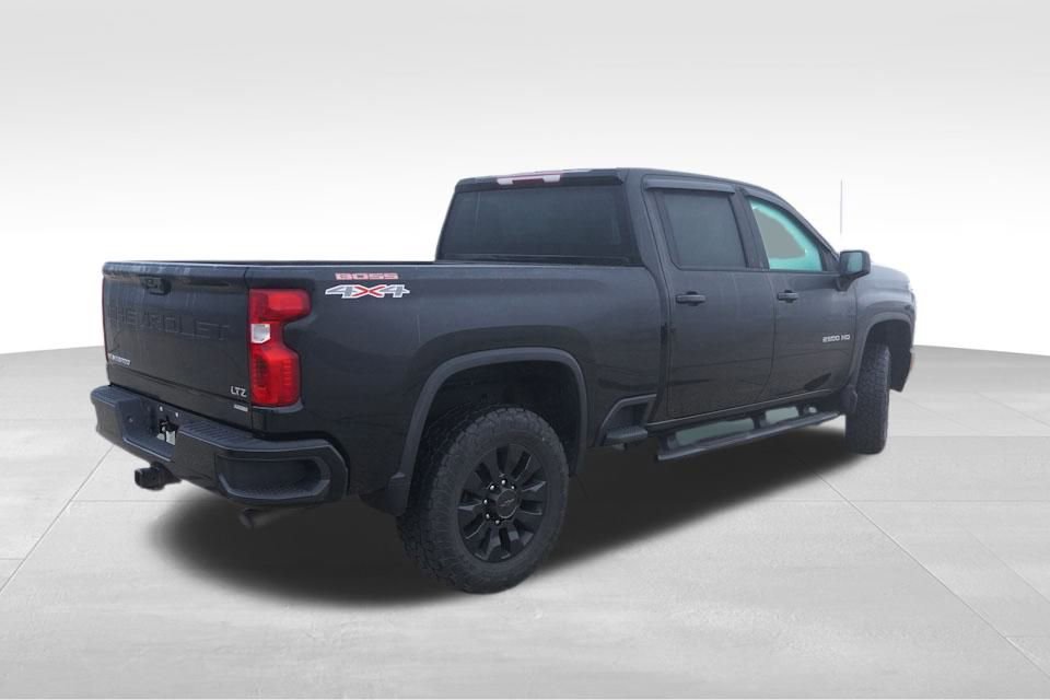 2023 Chevrolet Silverado 2500HD Custom photo 3