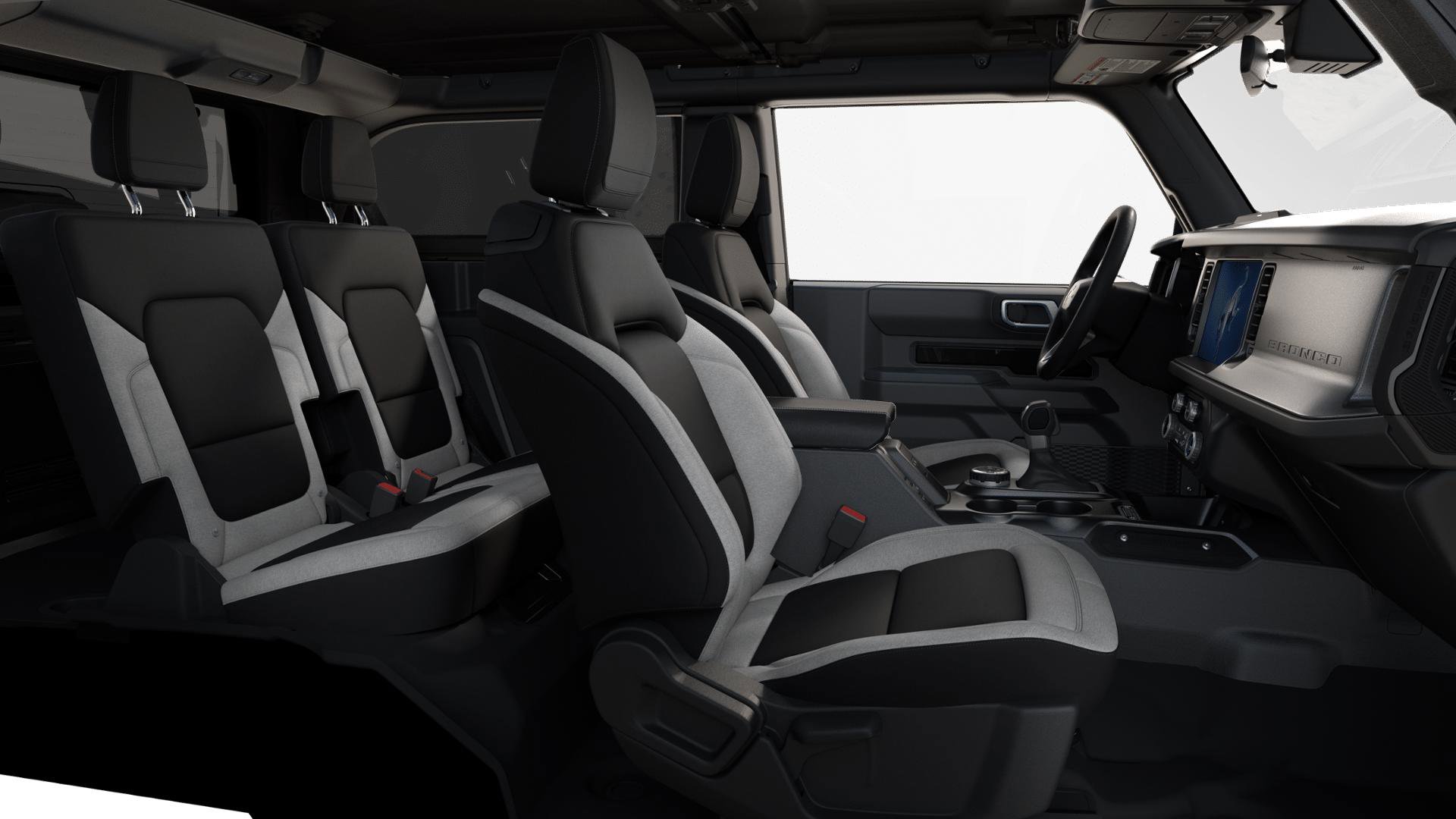 2025 Ford Bronco Base photo 6