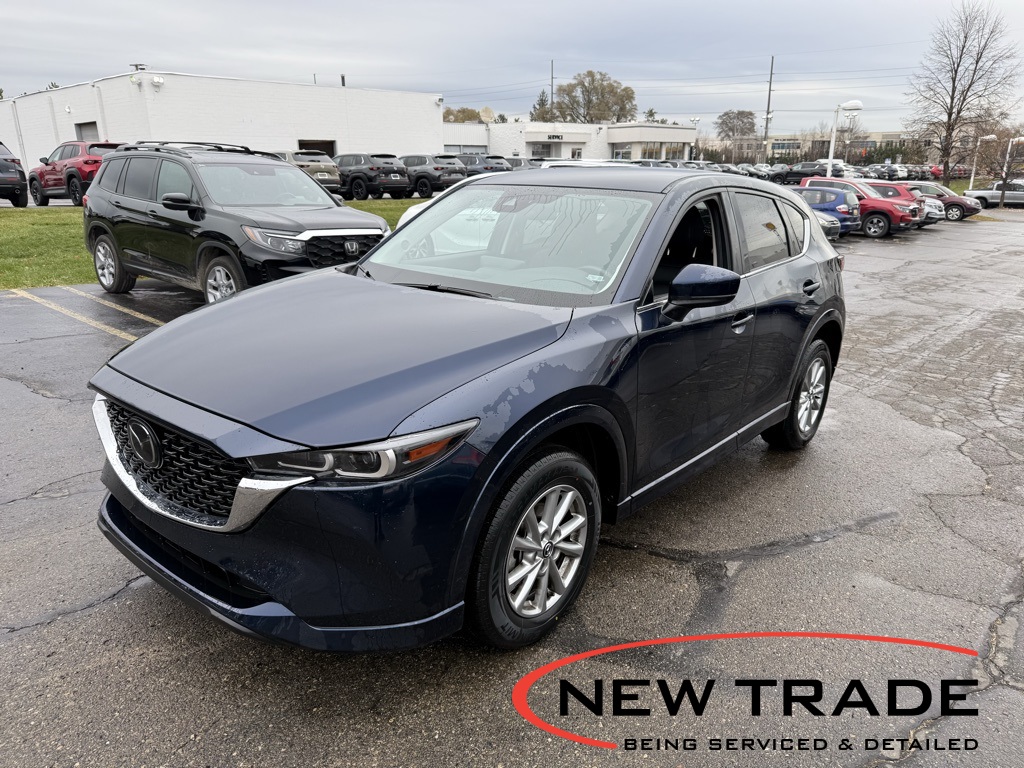 2024 Mazda CX-5 S Select Package's photo