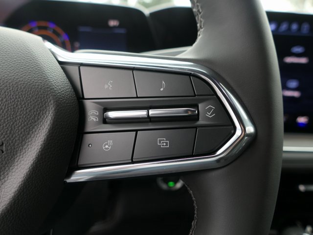 2026 Chevrolet Suburban LT photo 13
