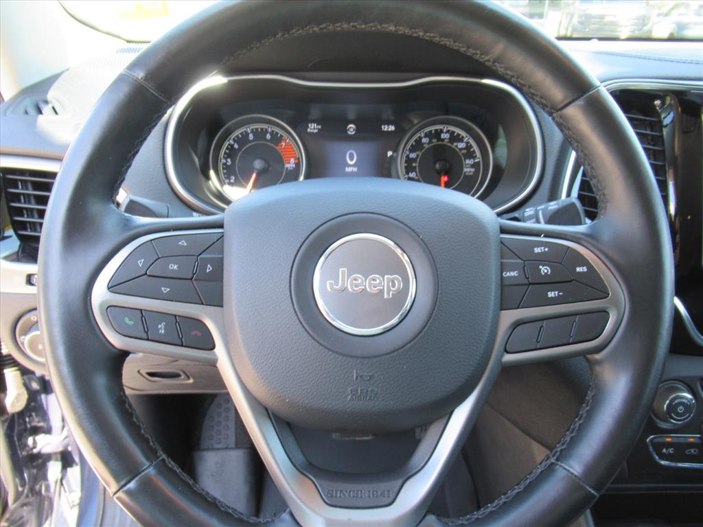 2020 Jeep Cherokee Limited photo 15